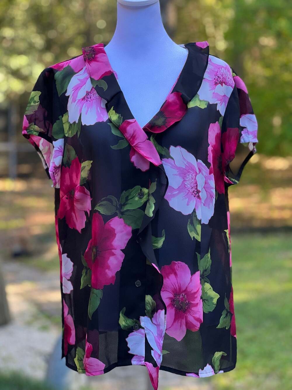 Studio by Liz Claiborne Pink Floral Ruffle Button Front Blouse Size 16